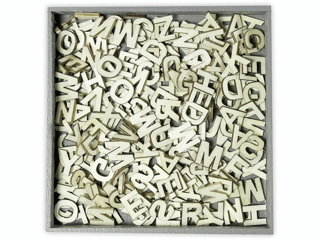 Dřevěná písmenka v boxu, 190 ks