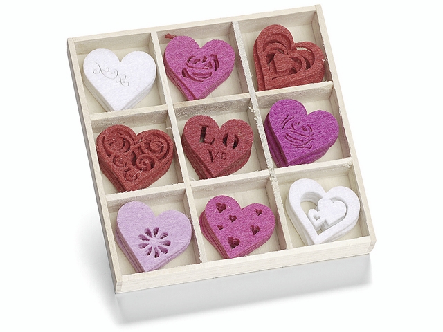Filcové ozdoby v boxu 45ks - srdce